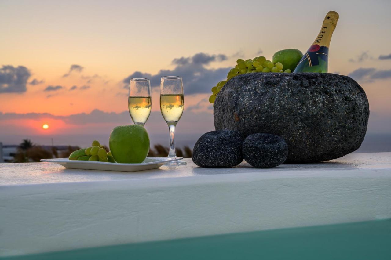 Santolia Art Suites Oia Exterior foto